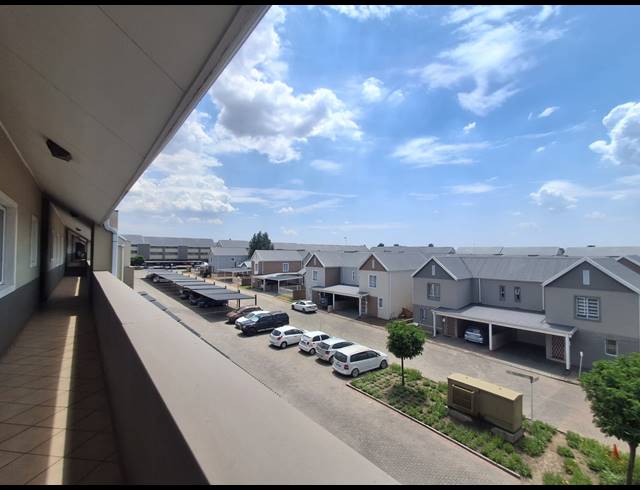 2 BEDROOM FLAT FOR SALE IN RIVERSPRAY LIFESTYLE ESTATE